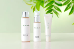 サクシフラージュ 3点セット（化粧水・美容液・クリーム）緑背景